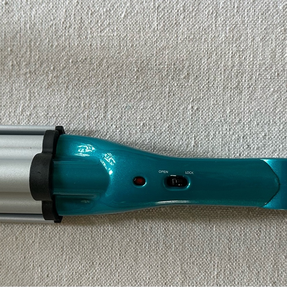 Tofu Bed Head wave Hair Styling Tool like new